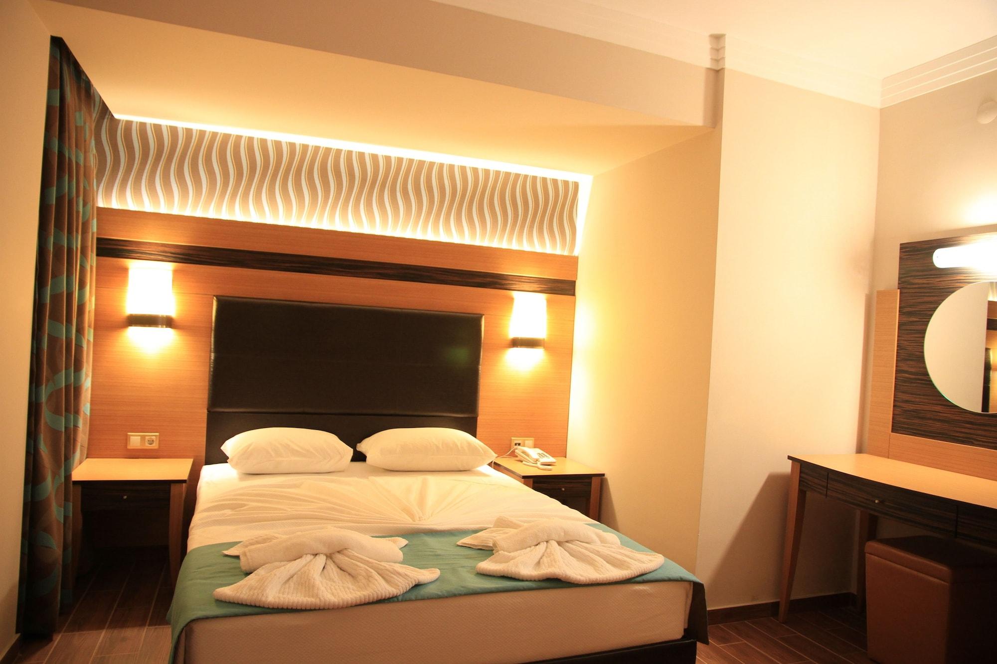 Hotel Club Alpina Marmaris Exteriér fotografie