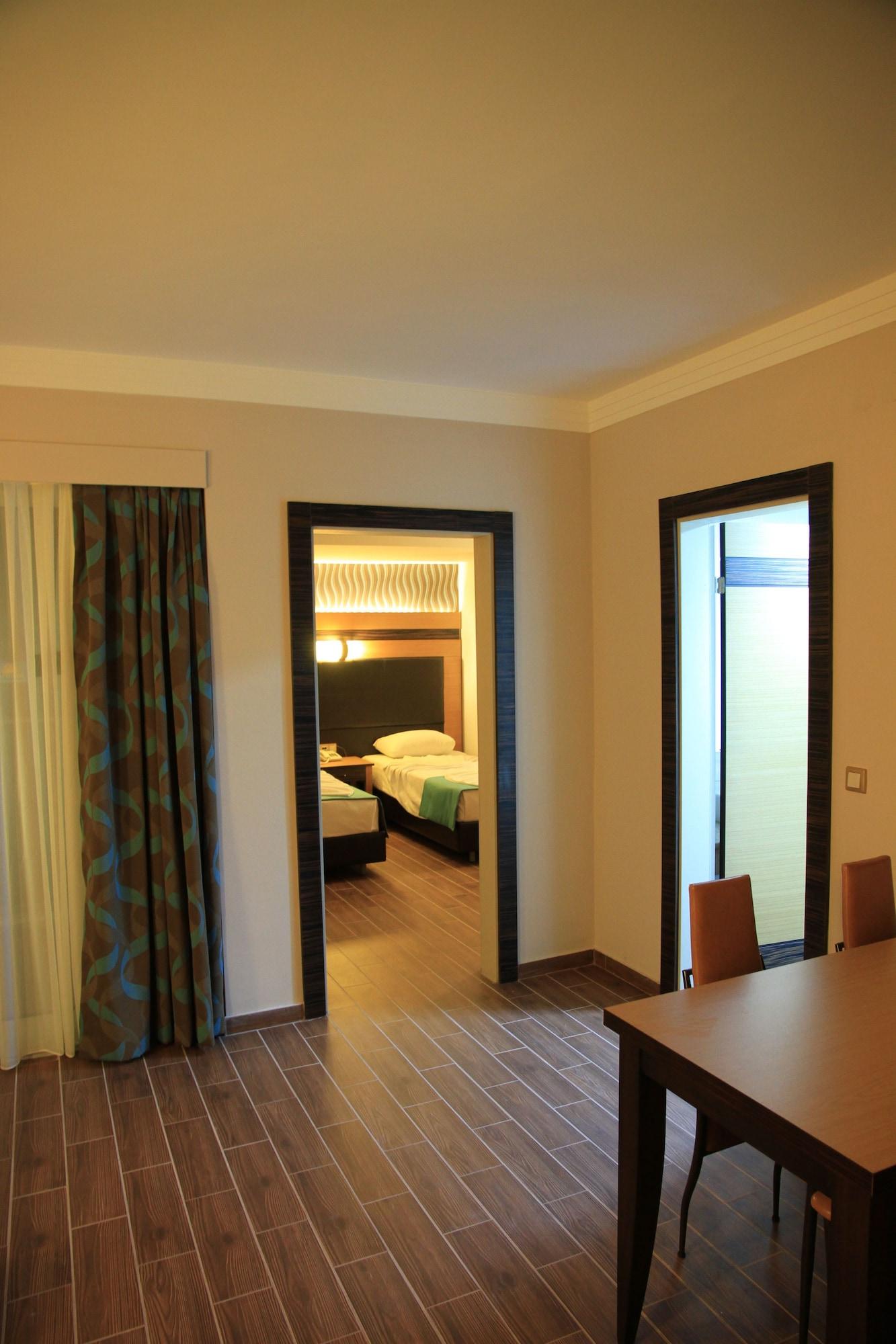 Hotel Club Alpina Marmaris Exteriér fotografie