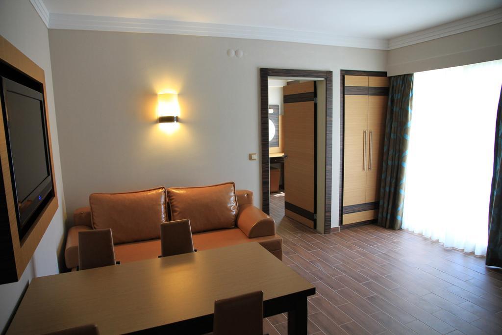 Hotel Club Alpina Marmaris Exteriér fotografie