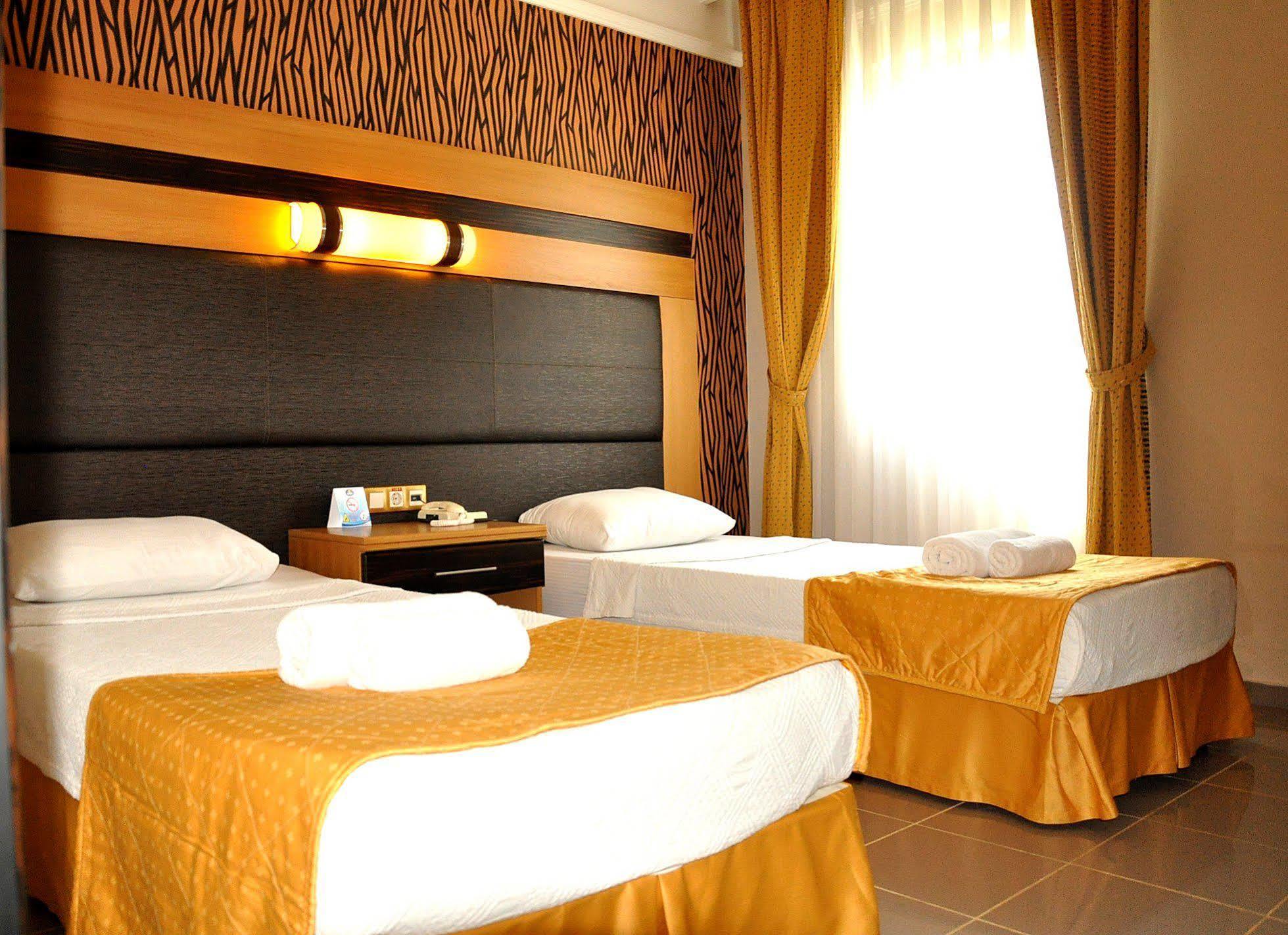 Hotel Club Alpina Marmaris Exteriér fotografie